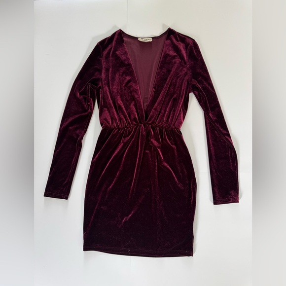 Blooms In The City Velvet Deep V Neck Burgundy Maroon Long Sleeve Dress Medium - Picture 9 of 9